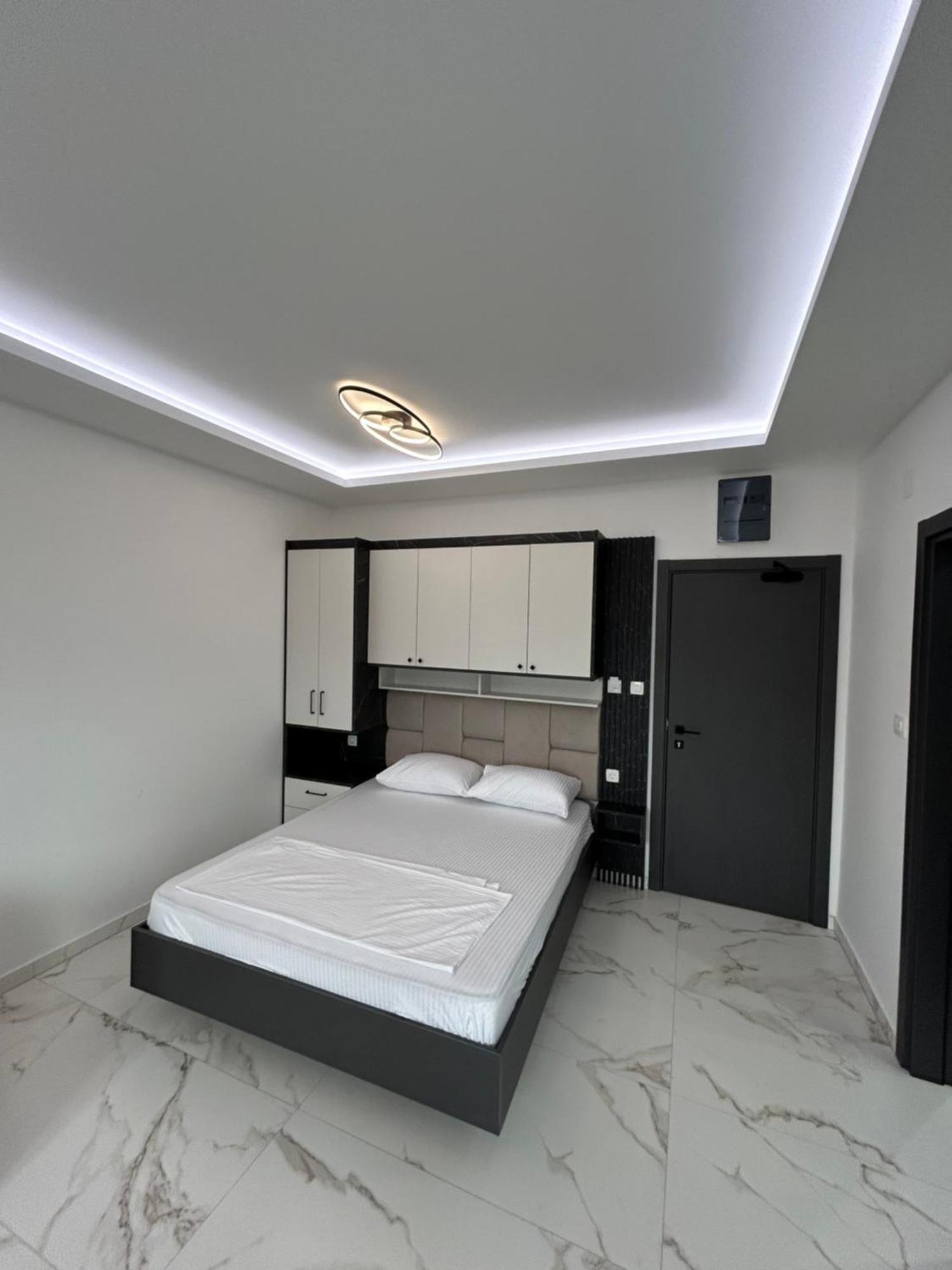Merlin Prestige Apartments Будва Экстерьер фото