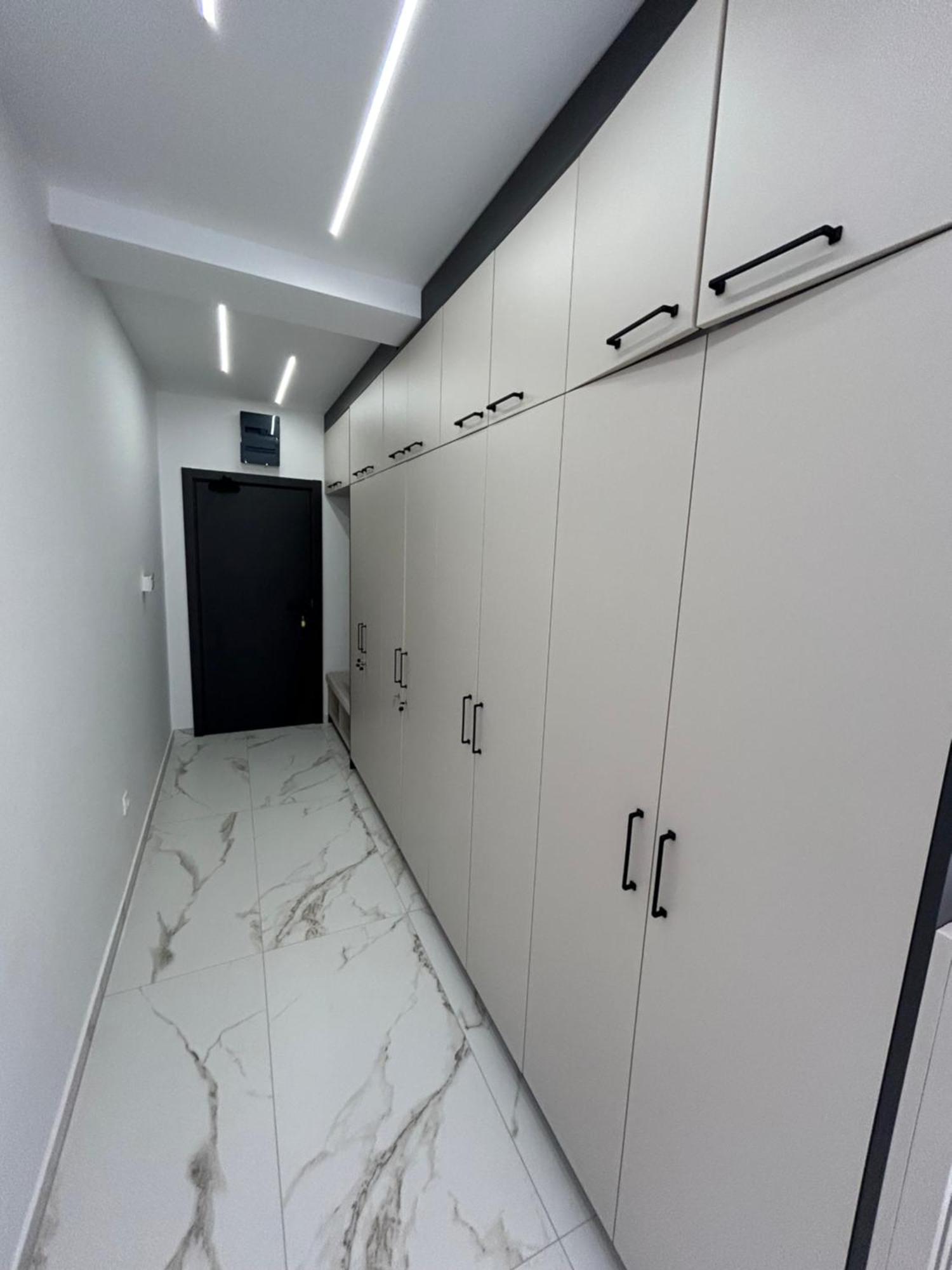 Merlin Prestige Apartments Будва Экстерьер фото